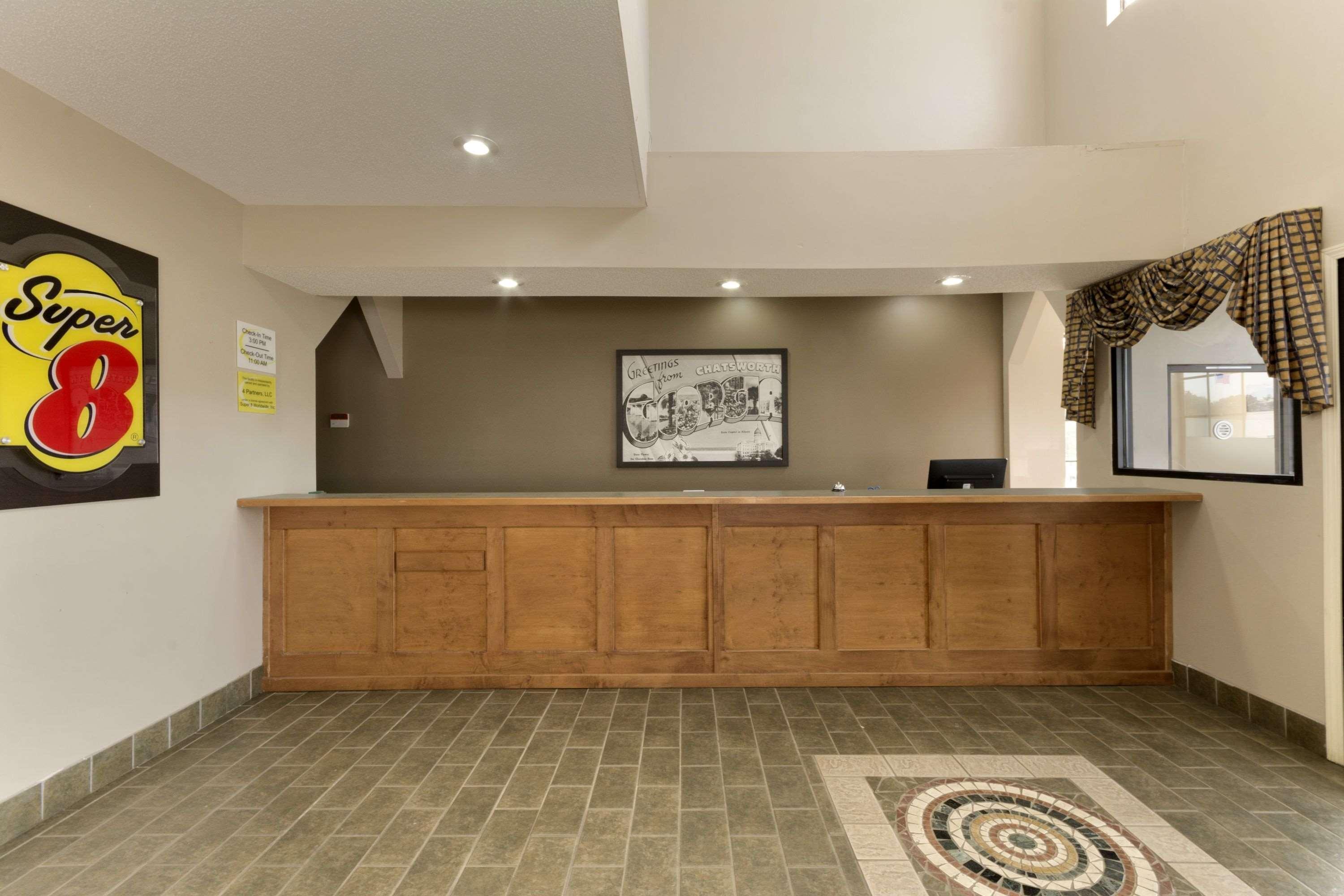 Super 8 By Wyndham Chatsworth/Dalton Exterior foto
